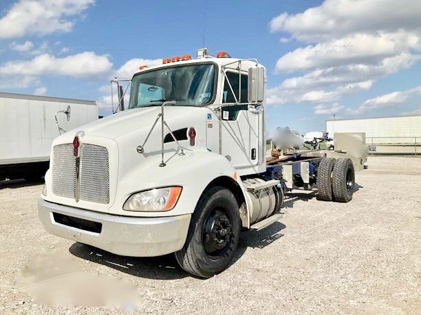 2019 KENWORTH T370. 2019 KENWORTH T370.