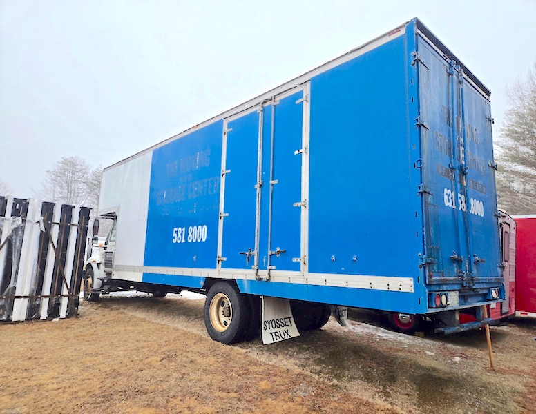 2019 MITSUBISHI 16’ KIDRON REFRIGERATED